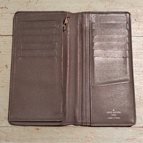 Louis Vuitton Brazza Wallet Gray Leather - Picture 2 of 16